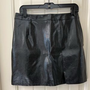 NWT Glam Faux Leather Skirt Black Size Large